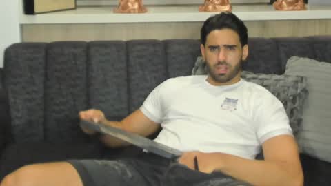 bradleymartin7 online show from 01.31.25