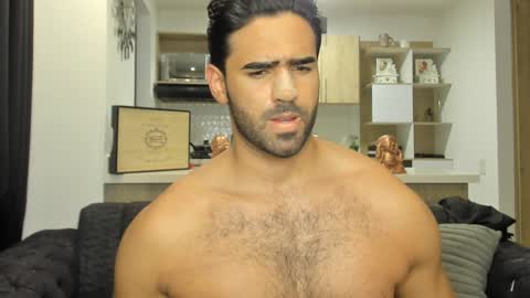 bradleymartin7 online show from 02.06.25