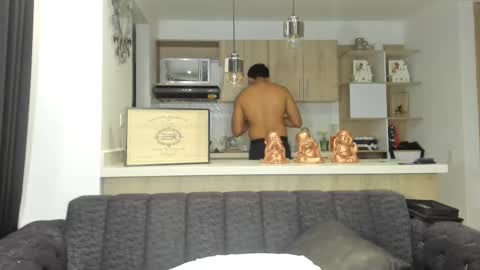 bradleymartin7 online show from 03.01.25