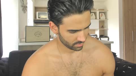 bradleymartin7 online show from 03.01.25