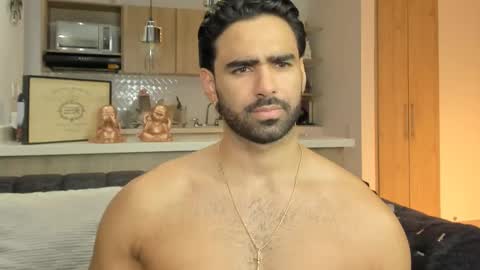 bradleymartin7 online show from 11.05.25