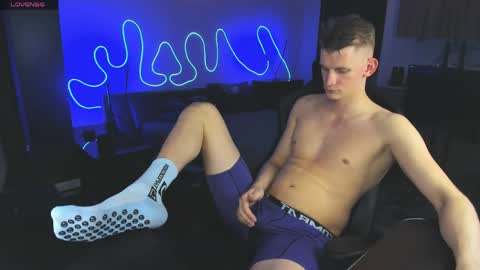 Snapshot of bradmaloney chatting on 04.22.26 brad maloney online show from 04.22.26