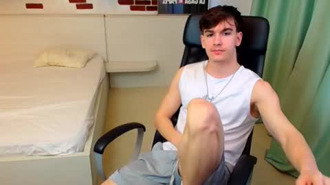 Snapshot of bradyflint chatting on 03.05.26 BradyFlint online show from 03.05.26