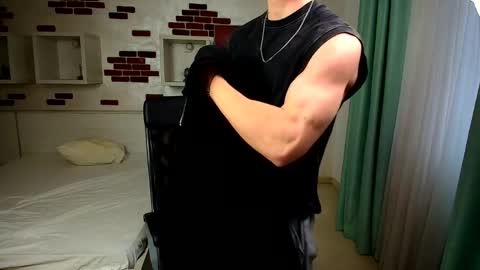 Snapshot of bradyflint chatting on 03.19.26 BradyFlint online show from 03.19.26