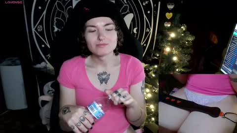 BrandiWRLD999 online show from 12.21.24