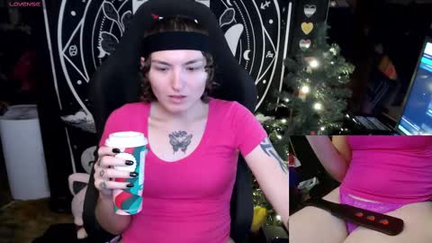 BrandiWRLD999 online show from 12.25.24