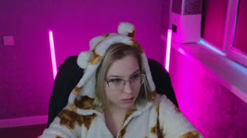 Snapshot of brandy__stars chatting on 01.24.25 Belle online show from 01.24.25