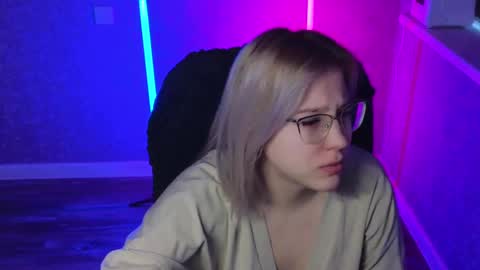 Snapshot of brandy__stars chatting on 03.06.25 Belle online show from 03.06.25