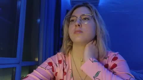 Belle  online show from 01.11.26