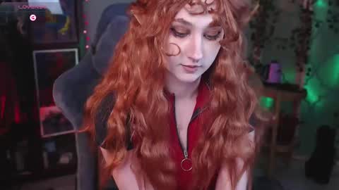 Snapshot of brandy_queen chatting on 03.07.25 Aurorabut ur dad just calls me Rory online show from 03.07.25