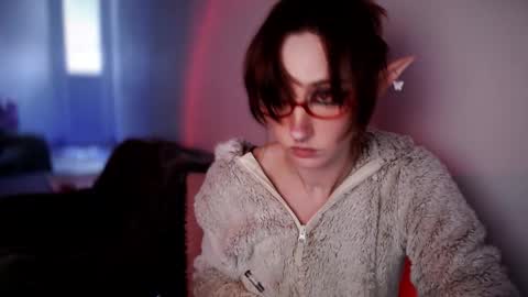 Snapshot of brandy_queen chatting on 11.20.25 Aurorabut ur dad just calls me Rory online show from 11.20.25