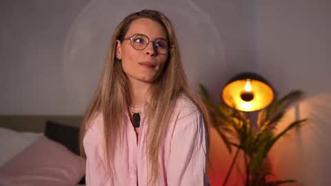 Alex online show from 04.21.26