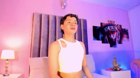   online show from 02.10.25