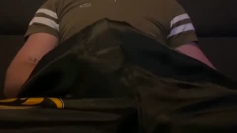 Snapshot of bratan407 chatting on 02.12.26 wanna play online show from 02.12.26