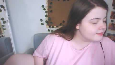 Snapshot of brattyprincess_emma chatting on 09.14.25 Emma online show from 09.14.25