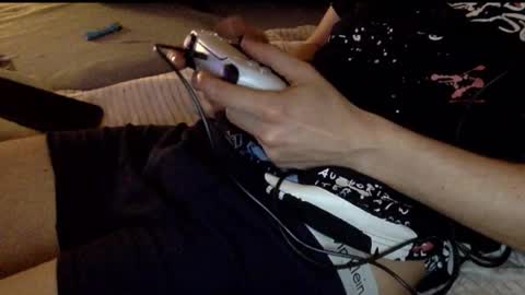 Snapshot of breezydicks chatting on 10.16.25 breezydicks online show from 10.16.25