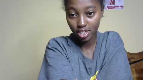 Snapshot of breezykan123 chatting on 02.03.25 breelia online show from 02.03.25