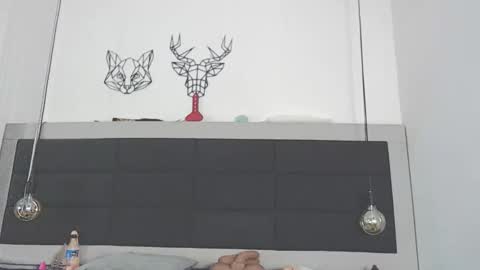 BRENDA VELASQUEZ online show from 09.19.25