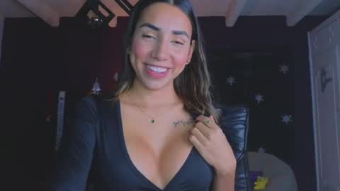 brendaaguerra online show from 12.28.24