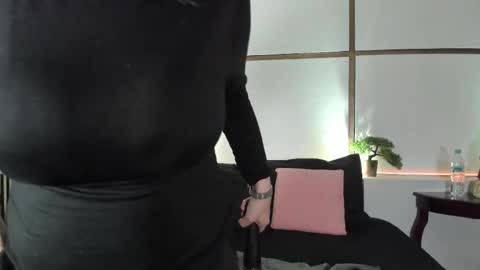 Snapshot of brendacantorel chatting on 10.07.25 MeganBeaked online show from 10.07.25