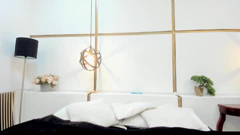 MeganBeaked online show from 02.23.26