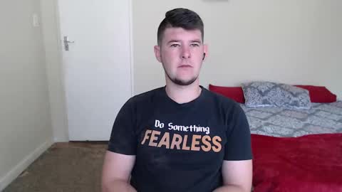 Snapshot of brendansexyboy098754 chatting on 12.16.24 ask me lol online show from 12.16.24