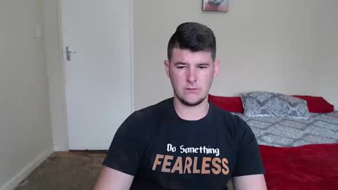 Snapshot of brendansexyboy098754 chatting on 12.16.24 ask me lol online show from 12.16.24