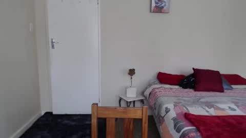 Snapshot of brendansexyboy098754 chatting on 12.27.24 ask me lol online show from 12.27.24