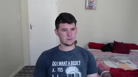 Snapshot of brendansexyboy098754 chatting on 12.29.24 ask me lol online show from 12.29.24