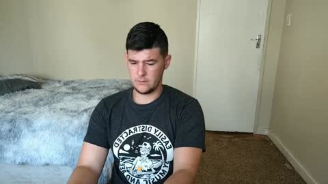 Snapshot of brendansexyboy098754 chatting on 01.15.25 ask me lol online show from 01.15.25