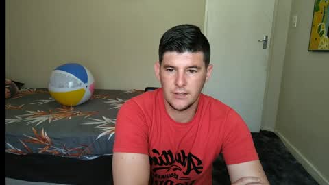 Snapshot of brendansexyboy098754 chatting on 01.21.25 ask me lol online show from 01.21.25