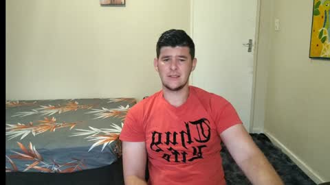 Snapshot of brendansexyboy098754 chatting on 01.28.25 ask me lol online show from 01.28.25