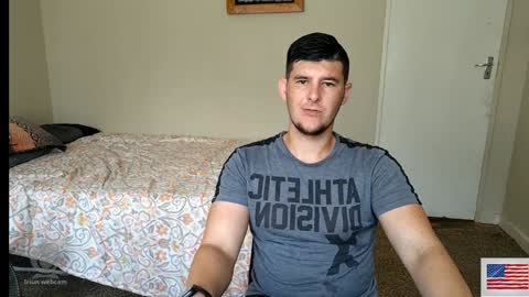 Snapshot of brendansexyboy098754 chatting on 02.04.25 ask me lol online show from 02.04.25