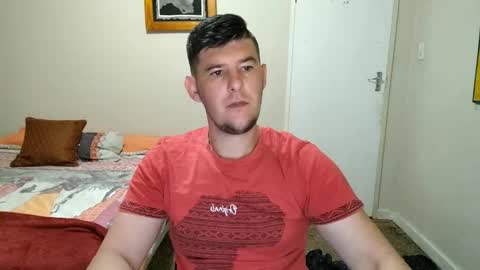 Snapshot of brendansexyboy098754 chatting on 02.19.25 ask me lol online show from 02.19.25