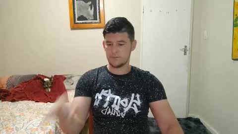 Snapshot of brendansexyboy098754 chatting on 03.04.25 ask me lol online show from 03.04.25