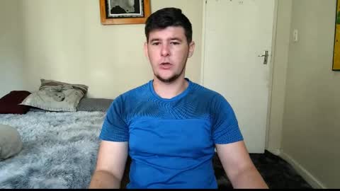 Snapshot of brendansexyboy098754 chatting on 03.10.25 ask me lol online show from 03.10.25