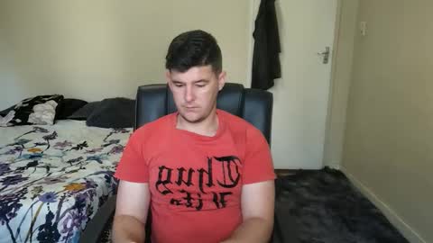 Snapshot of brendansexyboy098754 chatting on 10.09.25 ask me lol online show from 10.09.25