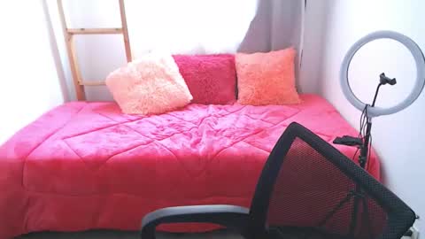 brendasantos_77 online show from 10.10.25