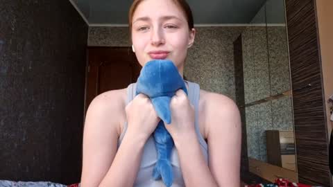 Mia   online show from 02.16.26