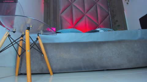 B R I A  online show from 04.09.26