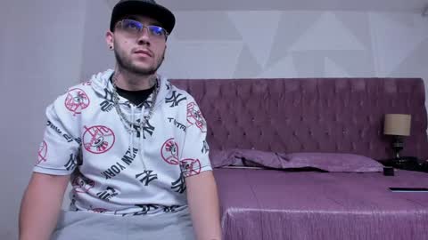 Snapshot of brian_chiki chatting on 12.23.24 Brian Chiki online show from 12.23.24