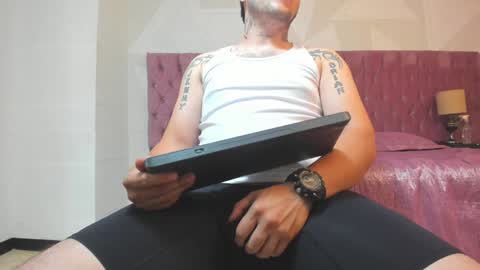 Snapshot of brian_chiki chatting on 02.05.25 Brian Chiki online show from 02.05.25