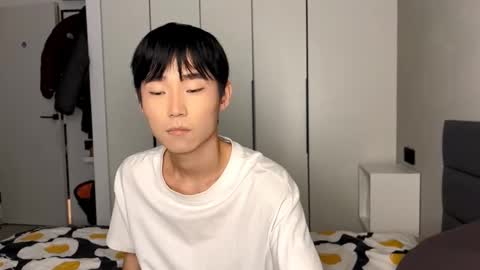 Snapshot of brian_stars chatting on 02.14.25 Brian boy online show from 02.14.25