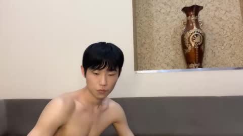 Snapshot of brian_stars chatting on 03.12.25 Brian boy online show from 03.12.25