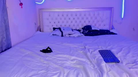 Snapshot of briana_hot03 chatting on 11.10.25 briana_hot03 online show from 11.10.25