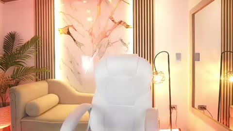 Briana Lane online show from 06.13.26