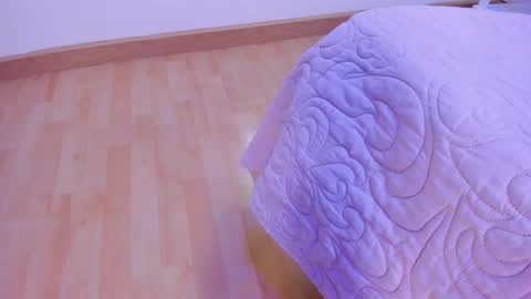 Snapshot of briannahill_ chatting on 10.09.25 Brianna online show from 10.09.25