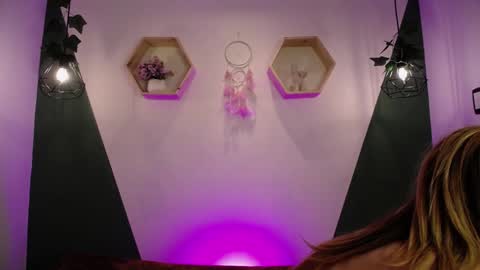 Snapshot of briarandblair chatting on 01.23.25 briarandblair online show from 01.23.25