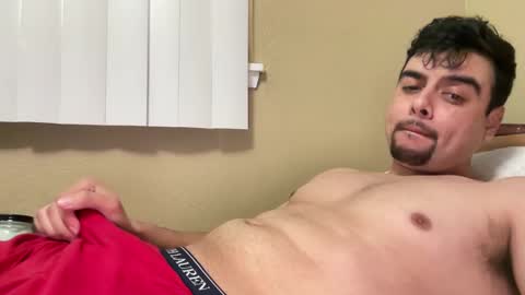 Snapshot of brickedfuckinghard chatting on 01.25.25 brickedfuckinghard online show from 01.25.25