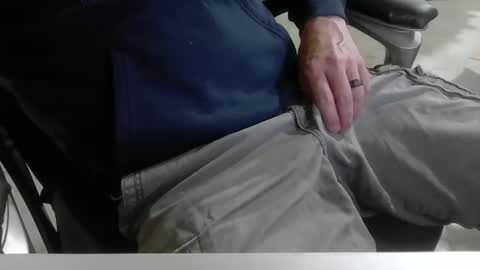 Snapshot of bridapimp chatting on 04.12.26 bridapimp online show from 04.12.26